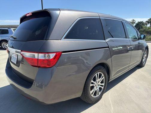 Mocha Metallic 2011 Honda Odyssey EX