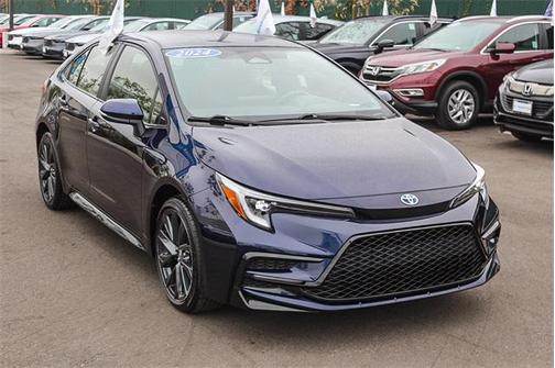 2024 Toyota Corolla Hybrid SE
