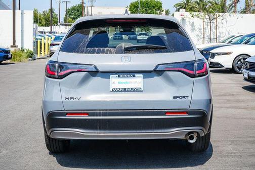 Urban Gray Pearl 2026 Honda HR-V 2WD Sport