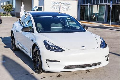 2023 Tesla Model 3 Performance