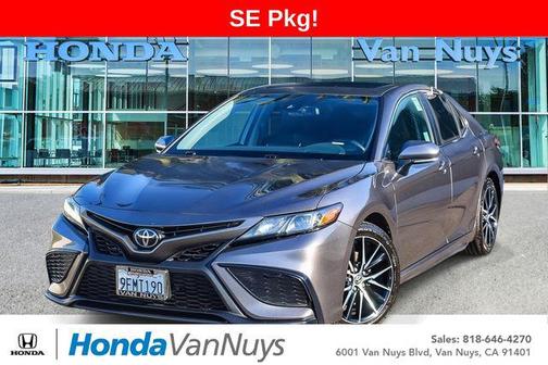 Predawn Gray Mica 2023 Toyota Camry SE