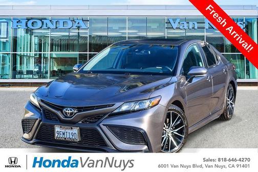 Predawn Gray Mica 2023 Toyota Camry SE