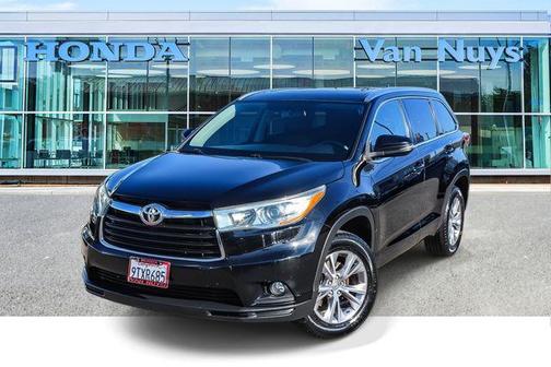 Attitude Black Metallic 2015 Toyota Highlander XLE