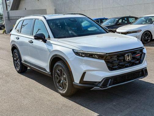 Platinum White Pearl 2026 Honda CR-V Hybrid TrailSport AWD