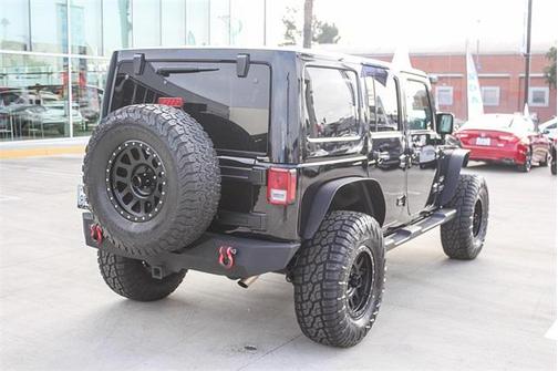 2017 Jeep Wrangler Unlimited Sahara