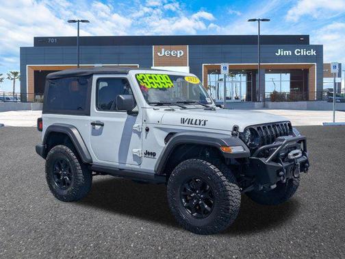 Bright White Clearcoat 2023 Jeep Wrangler Willys