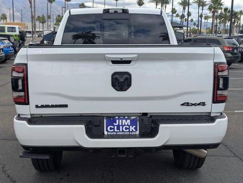 Bright White Clearcoat 2022 RAM 2500 Laramie Crew Cab 4x4 6'4' Box