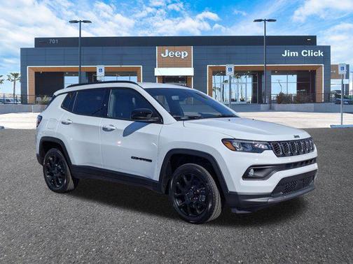 Bright White Clearcoat 2026 Jeep Compass Latitude