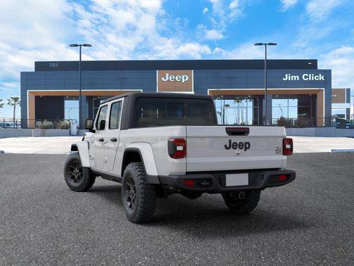 Bright White Clearcoat 2026 Jeep Gladiator Willys 4x4