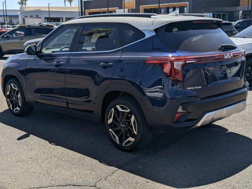 Dark Ocean Blue/White Roof 2024 Kia Seltos SX Turbo