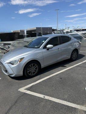 Chromium 2020 Toyota Yaris Sedan LE