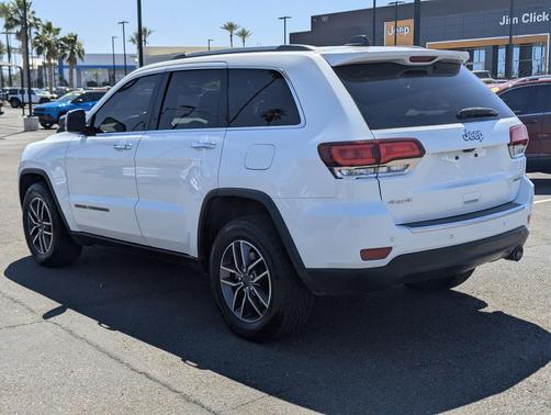 Bright White Clearcoat 2021 Jeep Grand Cherokee Limited