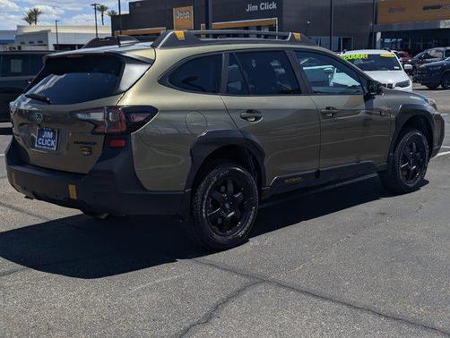 Autumn Green Metallic 2025 Subaru Outback Wilderness