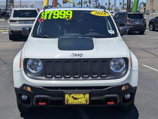 Alpine White 2018 Jeep Renegade Trailhawk