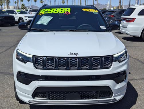 Bright White Clearcoat 2024 Jeep Compass Limited