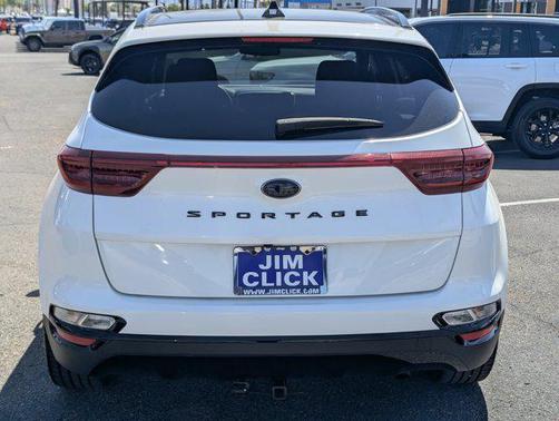 Snow White Pearl 2022 Kia Sportage S