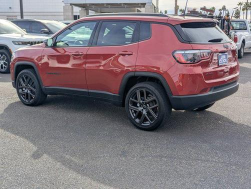 Red Hot Pearlcoat 2026 Jeep Compass Latitude
