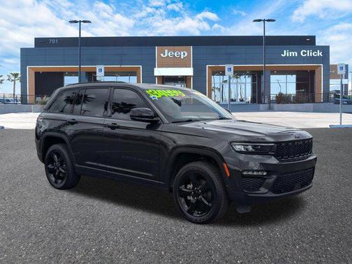 Rocky Mountain Pearlcoat 2023 Jeep Grand Cherokee Limited