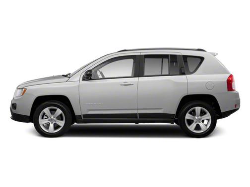 Bright Silver Metallic Clearcoat 2013 Jeep Compass Sport
