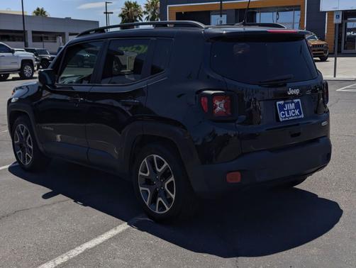 Black 2018 Jeep Renegade Latitude