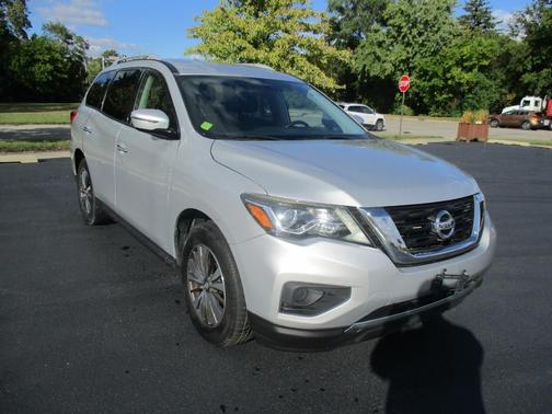 2017 Nissan Pathfinder Platinum