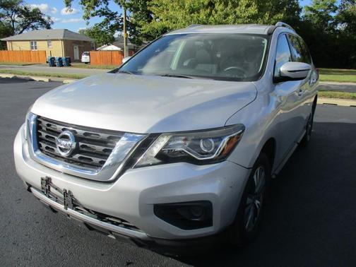 2017 Nissan Pathfinder Platinum