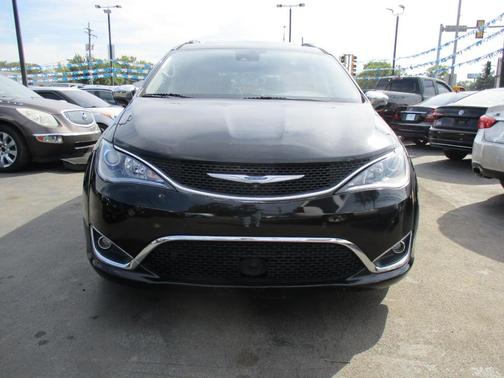 2017 Chrysler Pacifica Limited