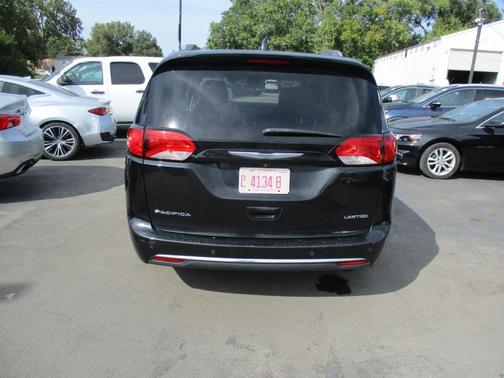 2017 Chrysler Pacifica Limited