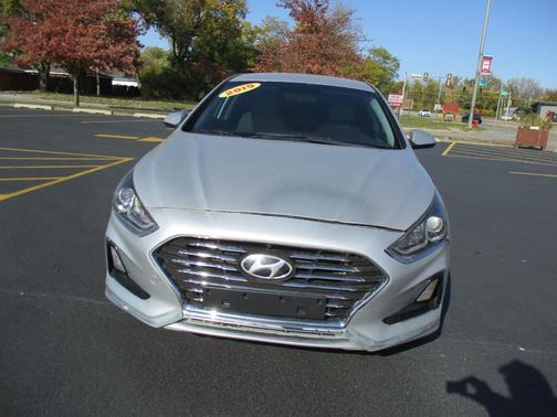 2019 Hyundai SONATA SE