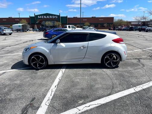 2013 Hyundai Veloster Base