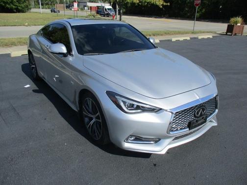 2019 INFINITI Q60 3.0T LUXE