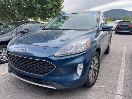 2020 Ford Escape Titanium Hybrid