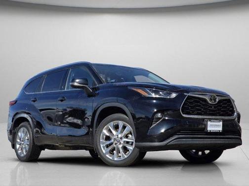 2022 Toyota Highlander Limited