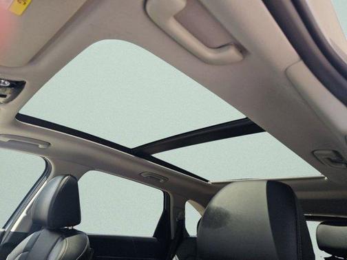 Wolf Gray 2024 Kia Sorento S