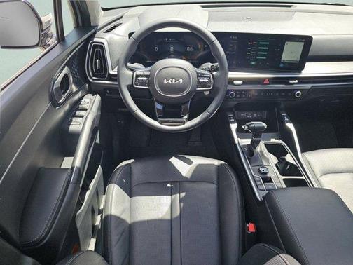 Wolf Gray 2024 Kia Sorento S