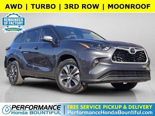 2025 Toyota Highlander XLE