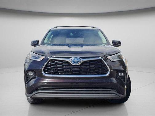 2022 Toyota Highlander Hybrid Limited