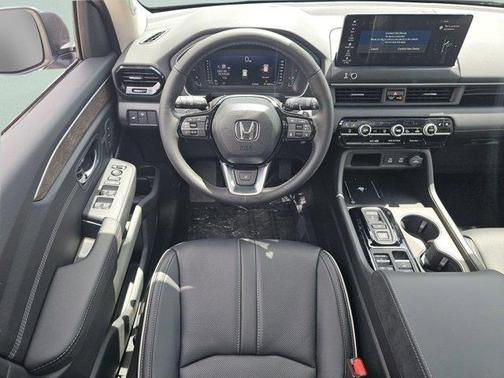 Sonic Gray Pearl 2026 Honda Pilot Elite