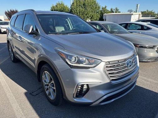 2018 Hyundai SANTA FE SE