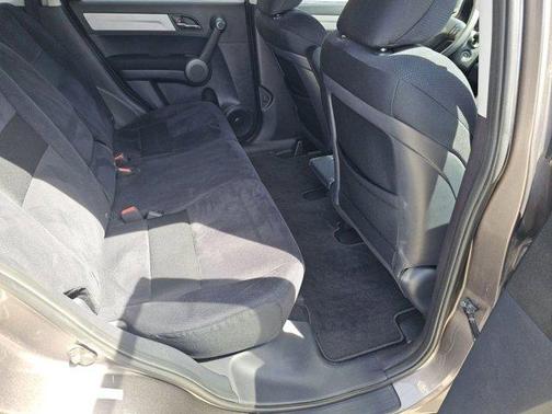 Urban Titanium Metallic 2011 Honda CR-V SE