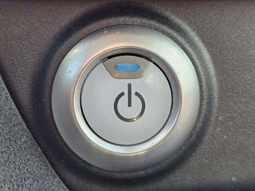 2020 Nissan Leaf SV