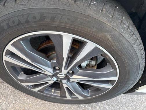 2018 Nissan Pathfinder Platinum