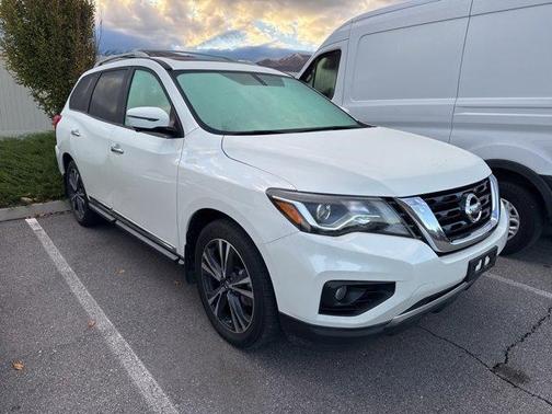 2018 Nissan Pathfinder Platinum
