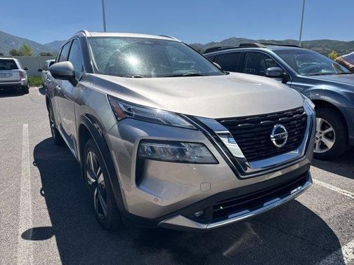 2021 Nissan Rogue Platinum
