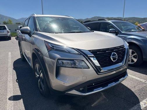 2021 Nissan Rogue Platinum