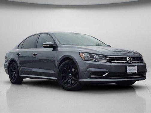 2018 Volkswagen Passat 2.0T S