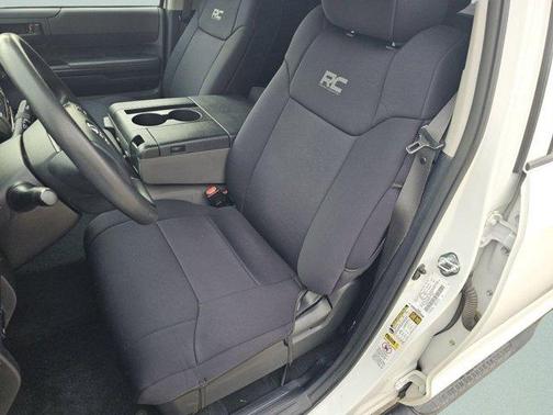 2014 Toyota Tundra SR5