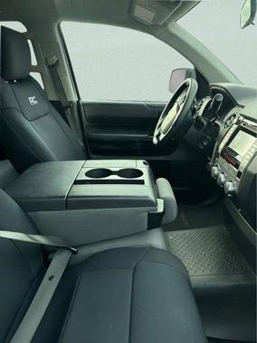 2014 Toyota Tundra SR5