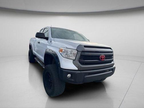 2014 Toyota Tundra SR5