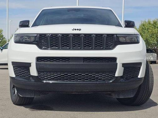 2024 Jeep Grand Cherokee L Laredo